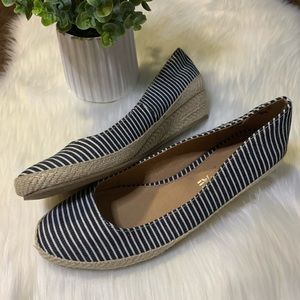 American Eagle Espadrilles Wedge Canvas Shoes